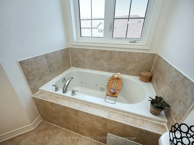 Additional image 31 of 28 Primo Rd