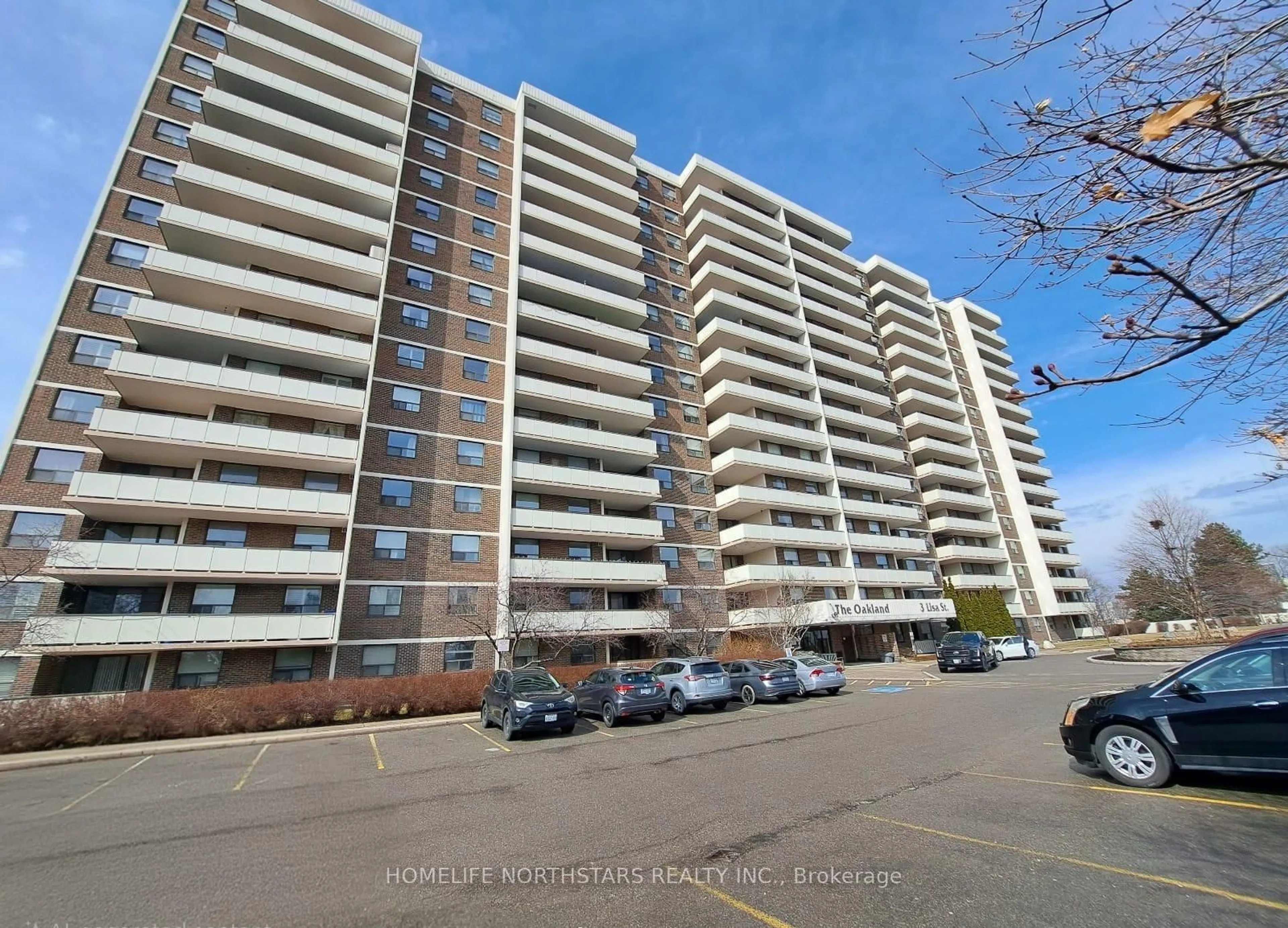 A pic from outside/outdoor area/front of a property/back of a property/a pic from drone, street for 3 Lisa St #309, Brampton Ontario L6T 4A2