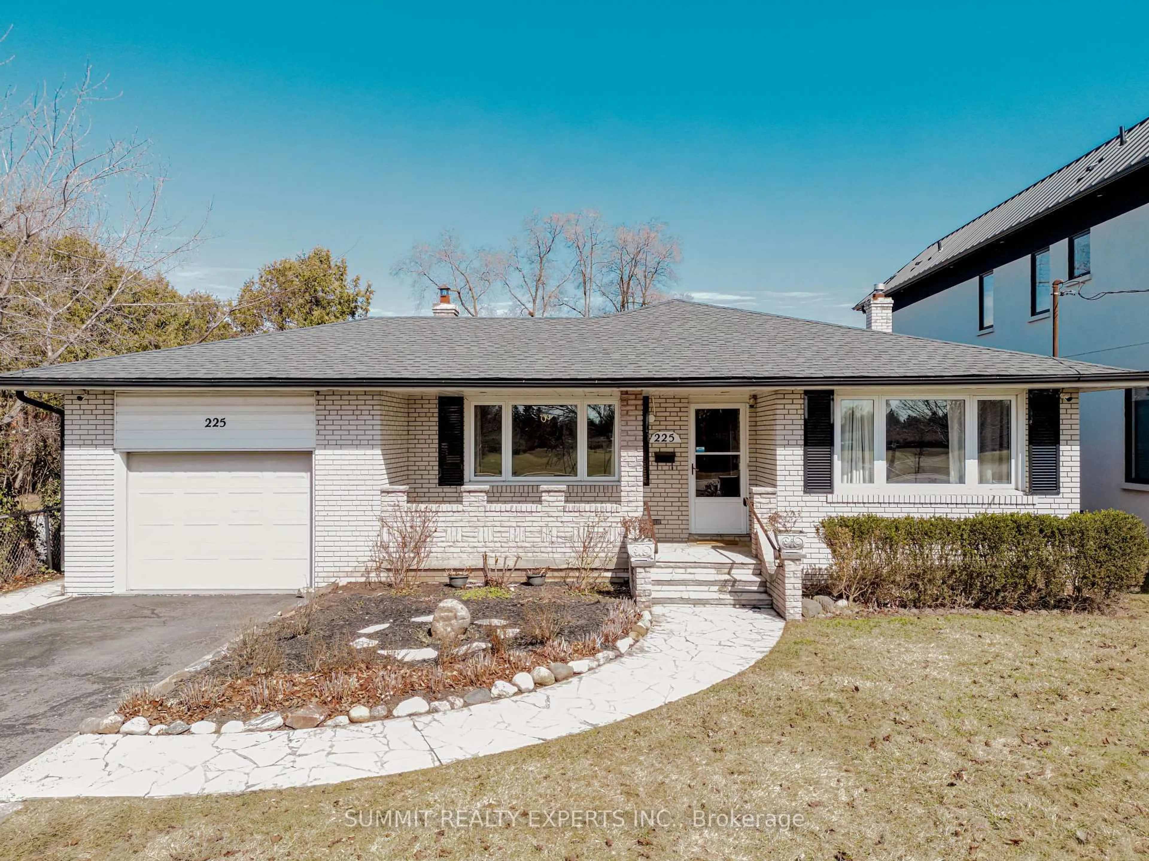 Home with brick exterior material, street for 225 Morden Rd, Oakville Ontario L6K 2S2