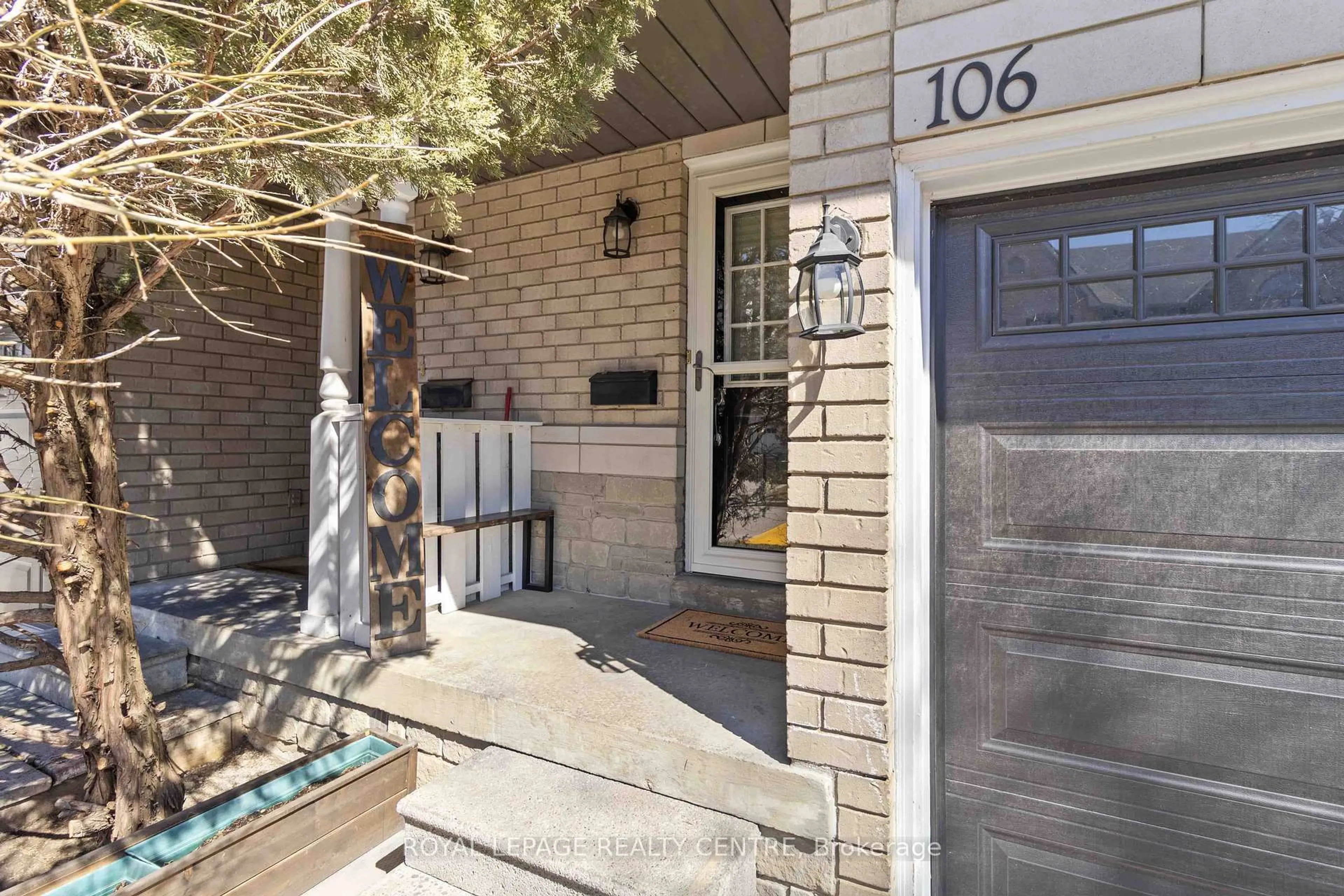 Unknown for 455 Apache Crt #106, Mississauga Ontario L4Z 3W8