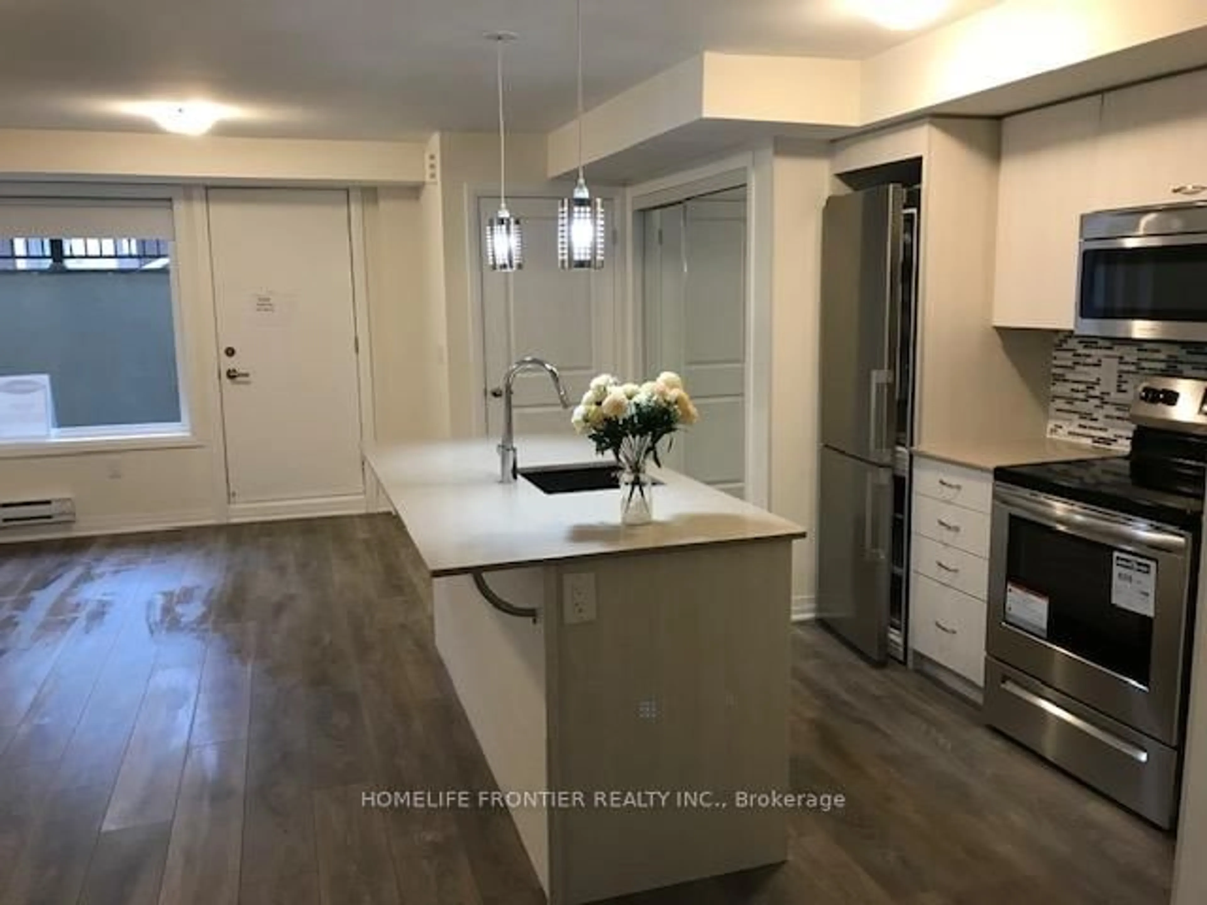 Open concept kitchen, unknown for 157 William Duncan Rd #5, Toronto Ontario M3K 0B9