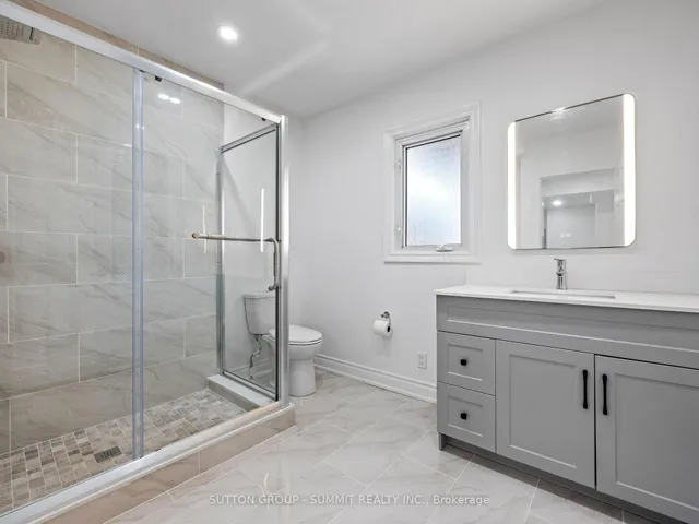 Additional property image - 1456 Dufferin St
