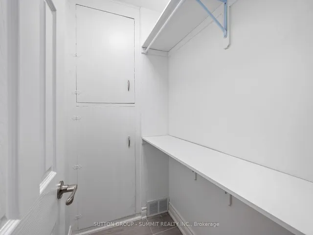 Additional property image - 1456 Dufferin St