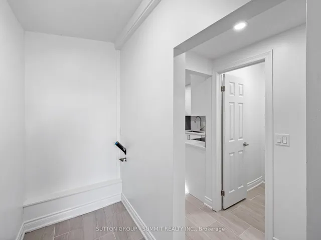 Additional property image - 1456 Dufferin St