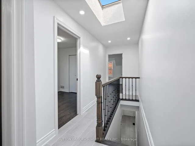 Additional property image - 1456 Dufferin St