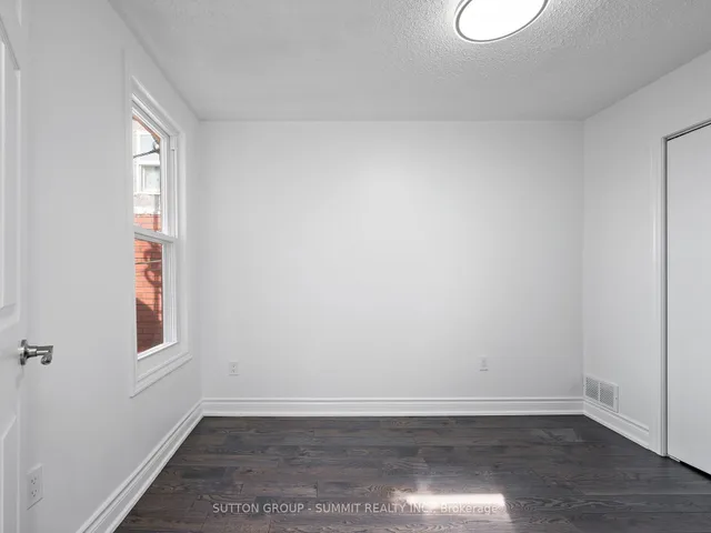 Additional property image - 1456 Dufferin St