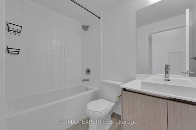 Additional property image - 251 Manitoba St Unit 1504