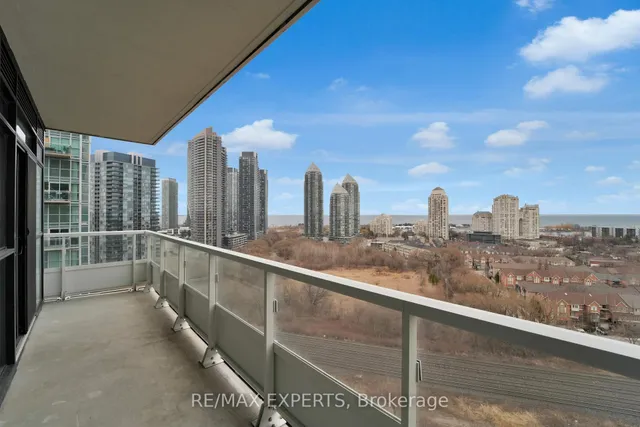 Additional property image - 251 Manitoba St Unit 1504