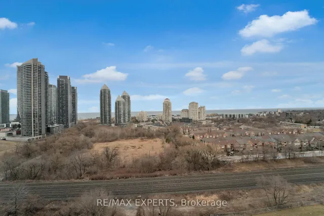 Additional property image - 251 Manitoba St Unit 1504