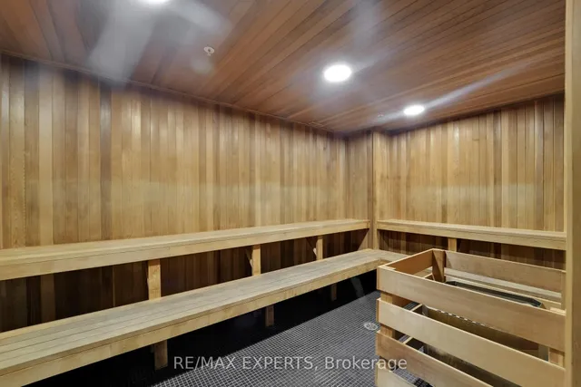 Additional property image - 251 Manitoba St Unit 1504