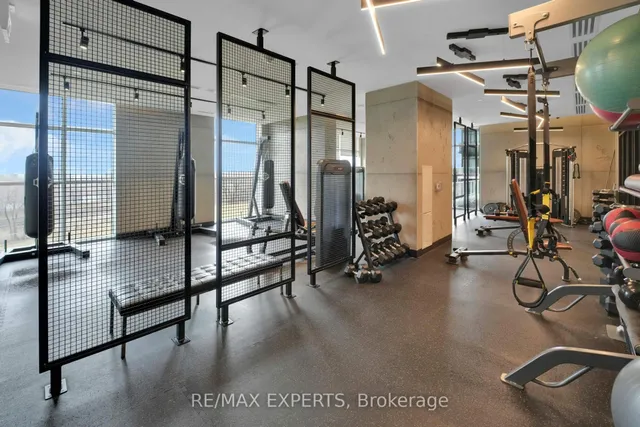 Additional property image - 251 Manitoba St Unit 1504