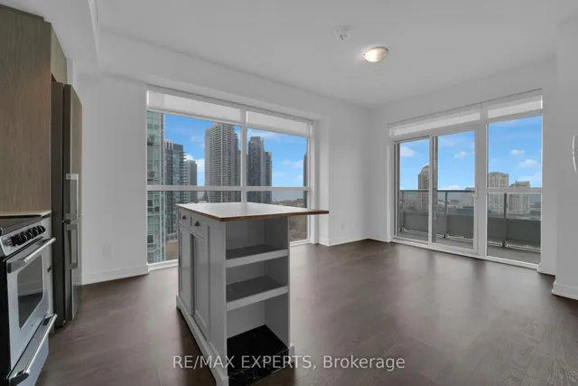 Additional property image - 251 Manitoba St Unit 1504