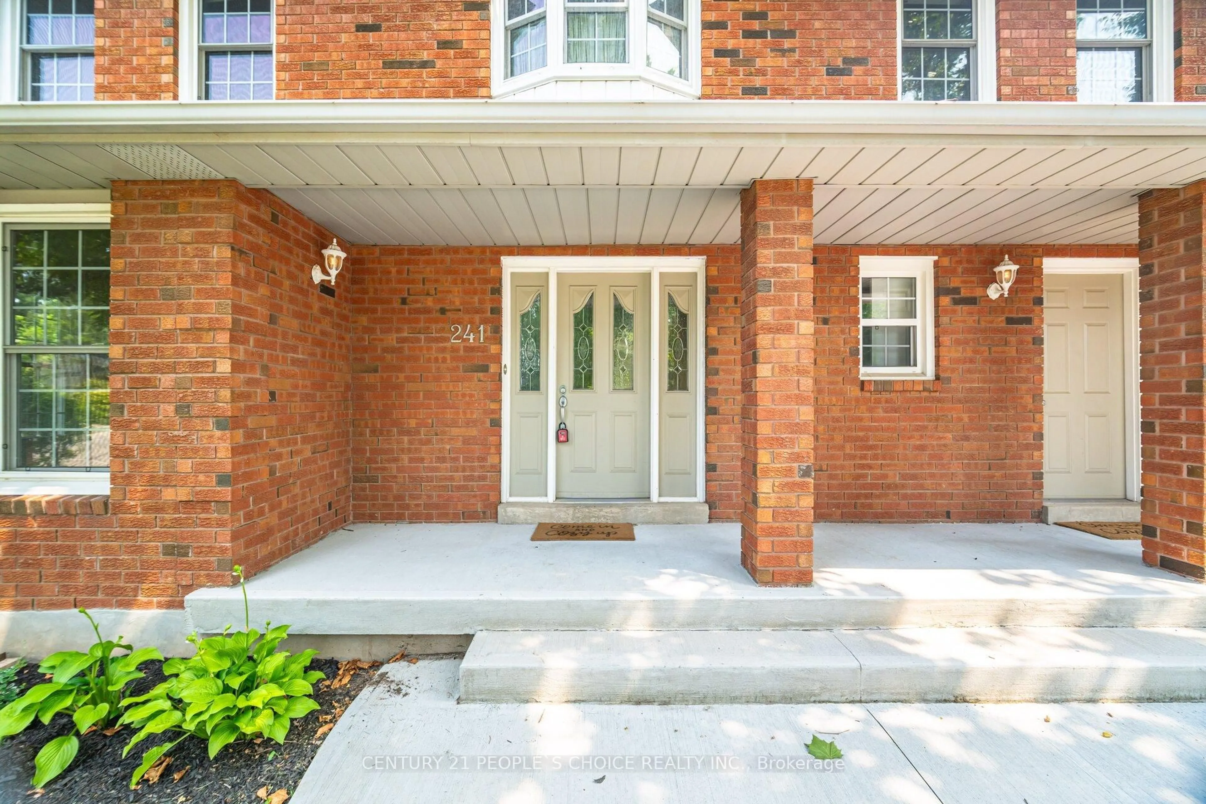 Unknown for 241 Mississaga St, Oakville Ontario L6L 3B1