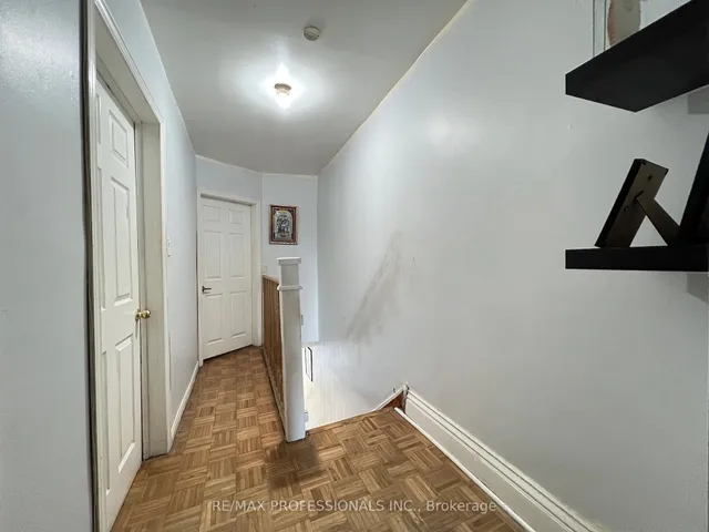 Additional image 17 of 4 Locust St