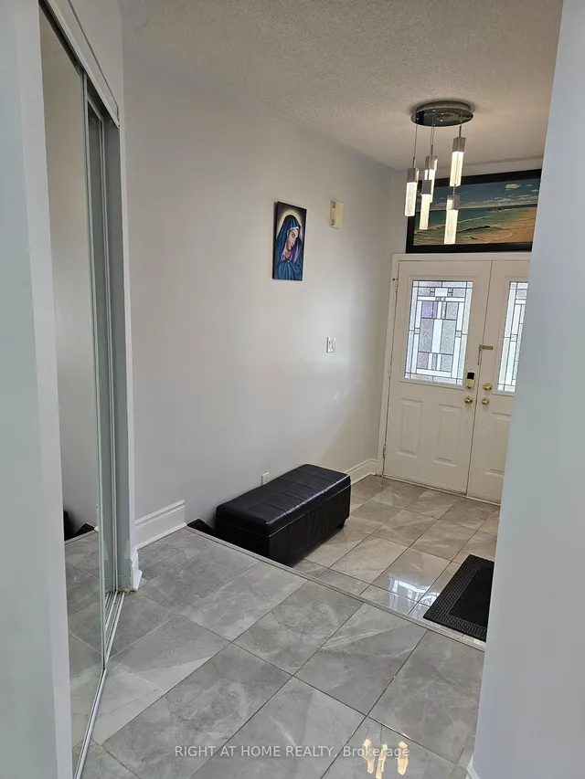 Additional property image - 879 ROGERSON Rd