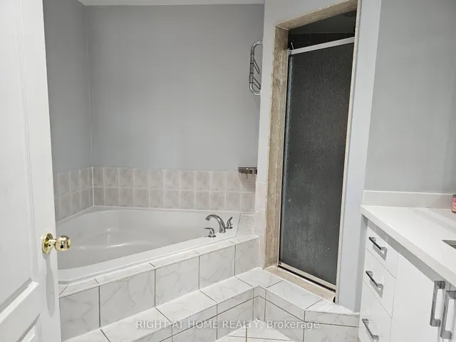 Additional property image - 879 ROGERSON Rd