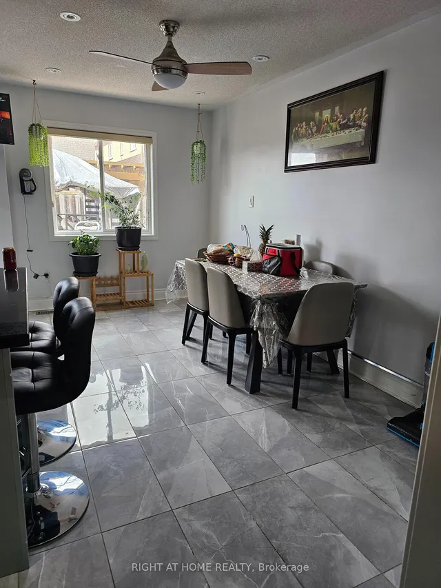 Additional property image - 879 ROGERSON Rd