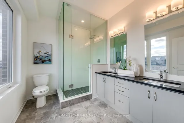 Additional property image - 3262 Crystal Dr