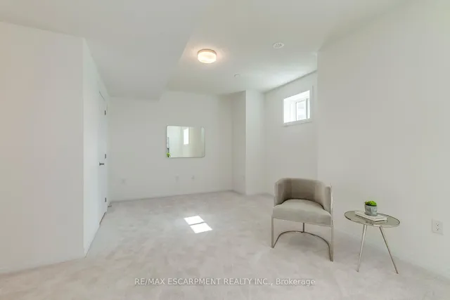 Additional property image - 3262 Crystal Dr