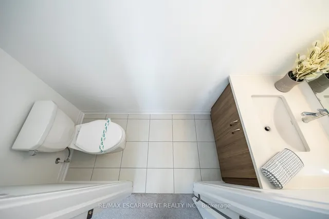 Additional property image - 3262 Crystal Dr