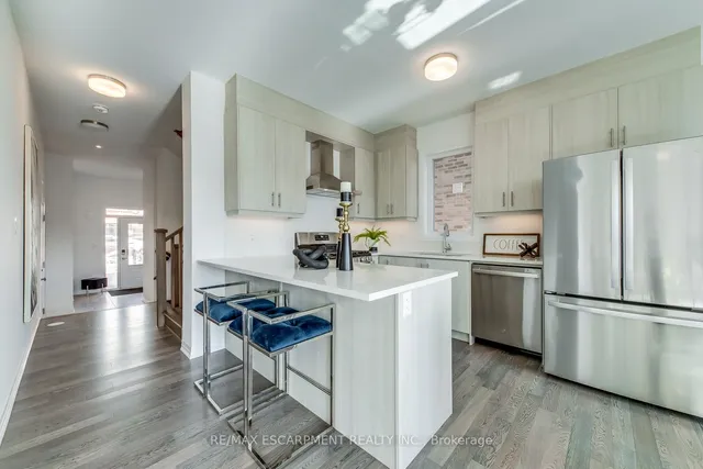 Additional property image - 3262 Crystal Dr