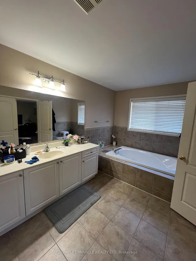 Additional image 11 of 53 Hiberton Cres