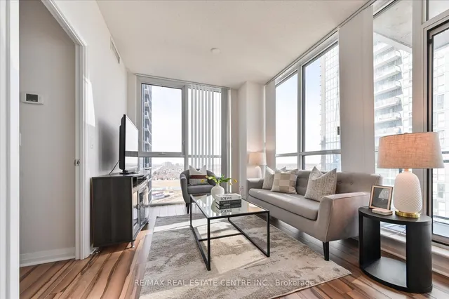 Additional image 17 of 55 Eglinton Ave Unit 1402