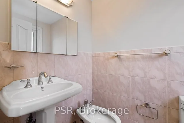 Additional property image - 1197 Greyowl Pt