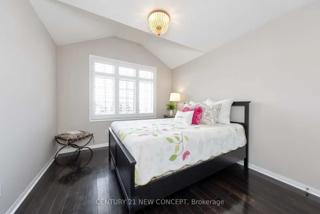 Additional property image - 286 Schreyer Cres