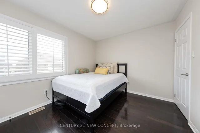 Additional property image - 286 Schreyer Cres