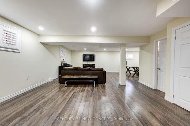 Additional property image - 286 Schreyer Cres