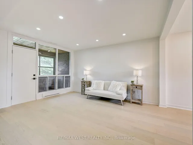 Additional property image - 22 Tandridge Cres Unit 808