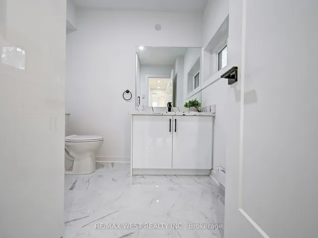 Additional property image - 22 Tandridge Cres Unit 808