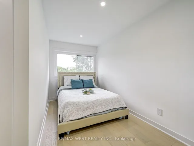 Additional property image - 22 Tandridge Cres Unit 808