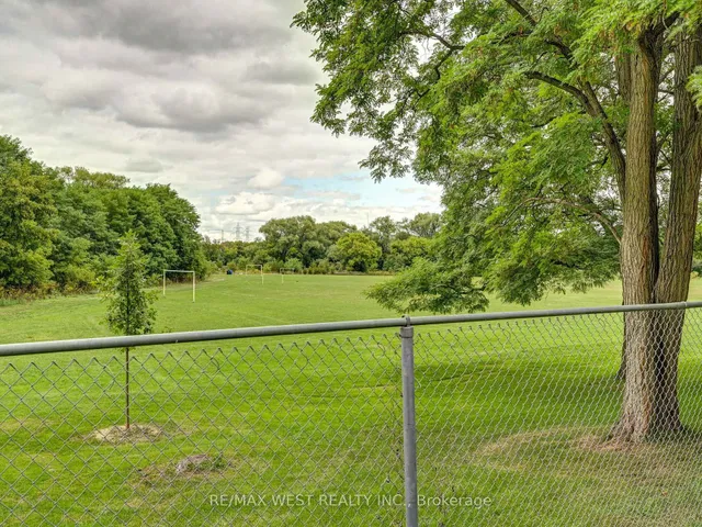 Additional property image - 22 Tandridge Cres Unit 808
