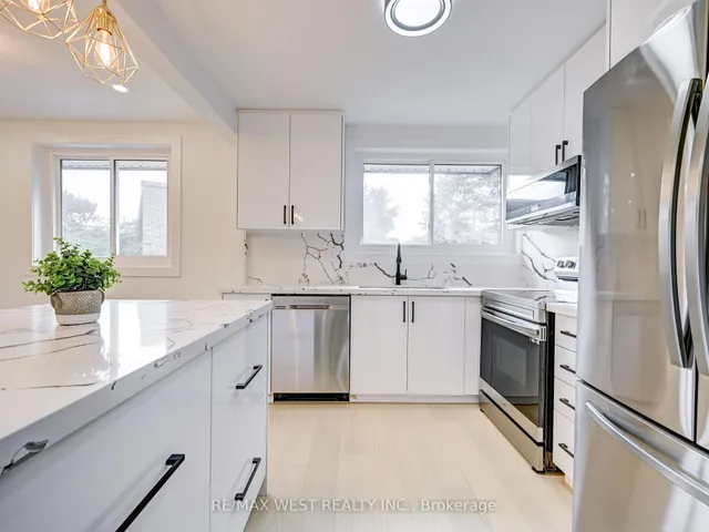 Additional property image - 22 Tandridge Cres Unit 808