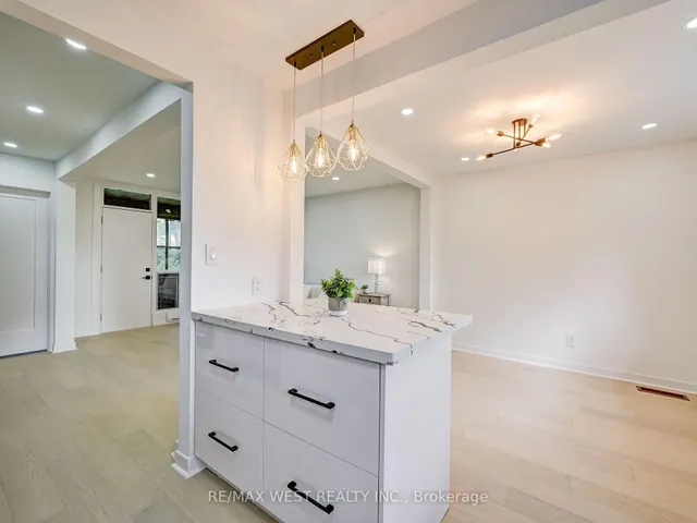 Additional property image - 22 Tandridge Cres Unit 808