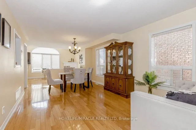 Additional property image - 38 Heartleaf Cres