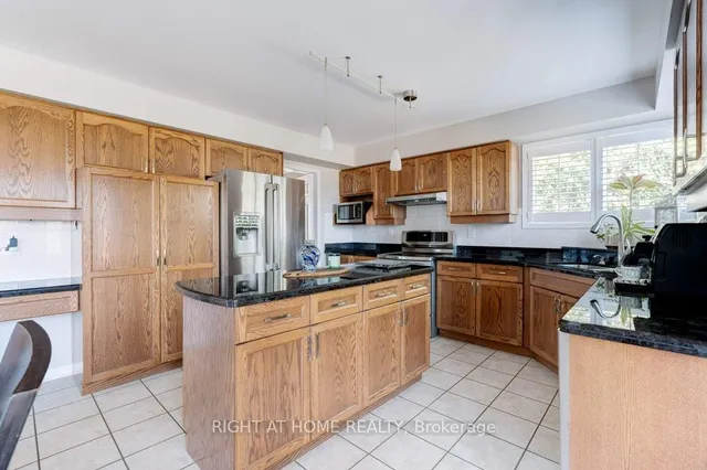Additional image 32 of 2109 Berwick Dr