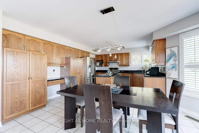 Additional image 31 of 2109 Berwick Dr