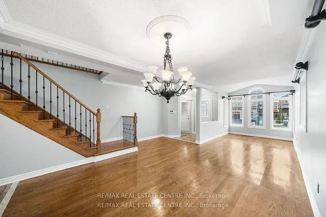 Additional image 37 of 49 Hollowgrove Blvd