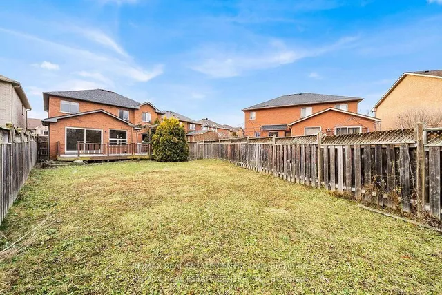 Primary image of 49 Hollowgrove Blvd