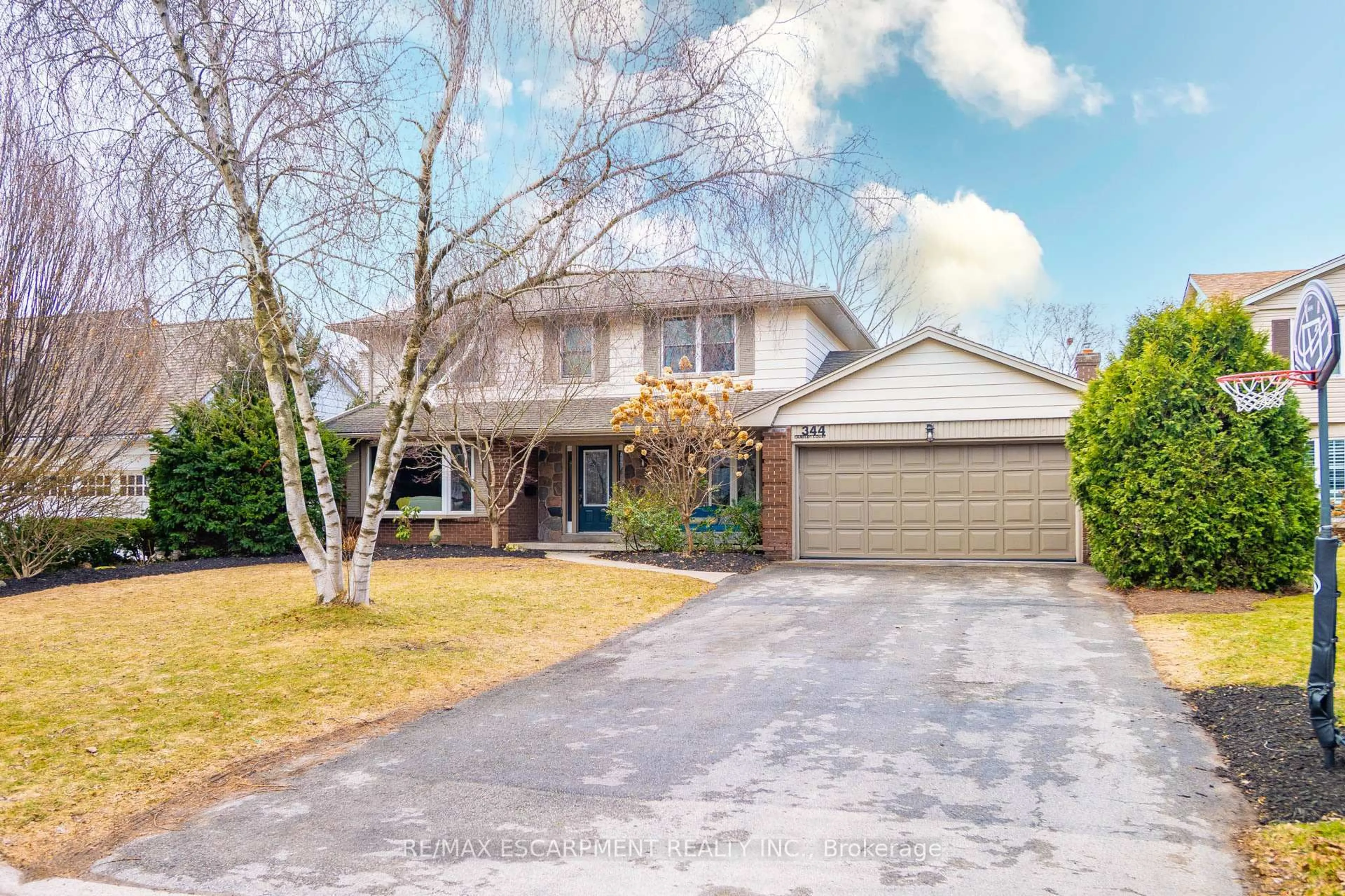 Unknown for 344 Camelot Crt, Burlington Ontario L7L 2G3