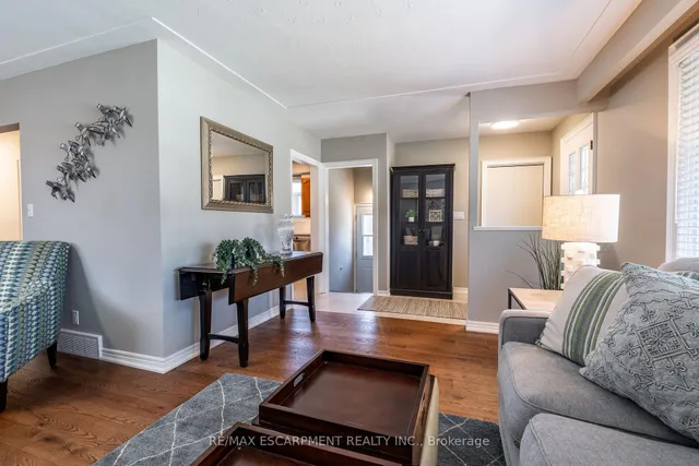 Additional property image - 648 THORNWOOD Ave