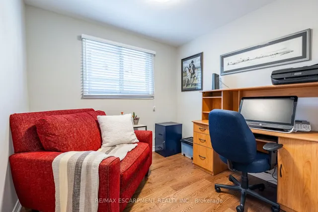 Additional property image - 648 THORNWOOD Ave
