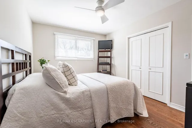 Additional property image - 648 THORNWOOD Ave