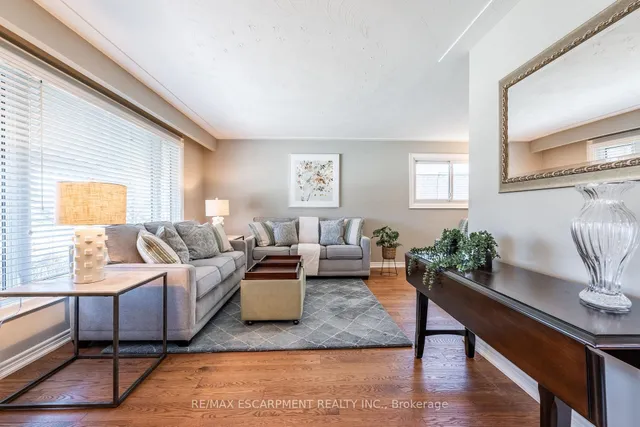 Additional property image - 648 THORNWOOD Ave
