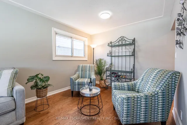 Additional property image - 648 THORNWOOD Ave