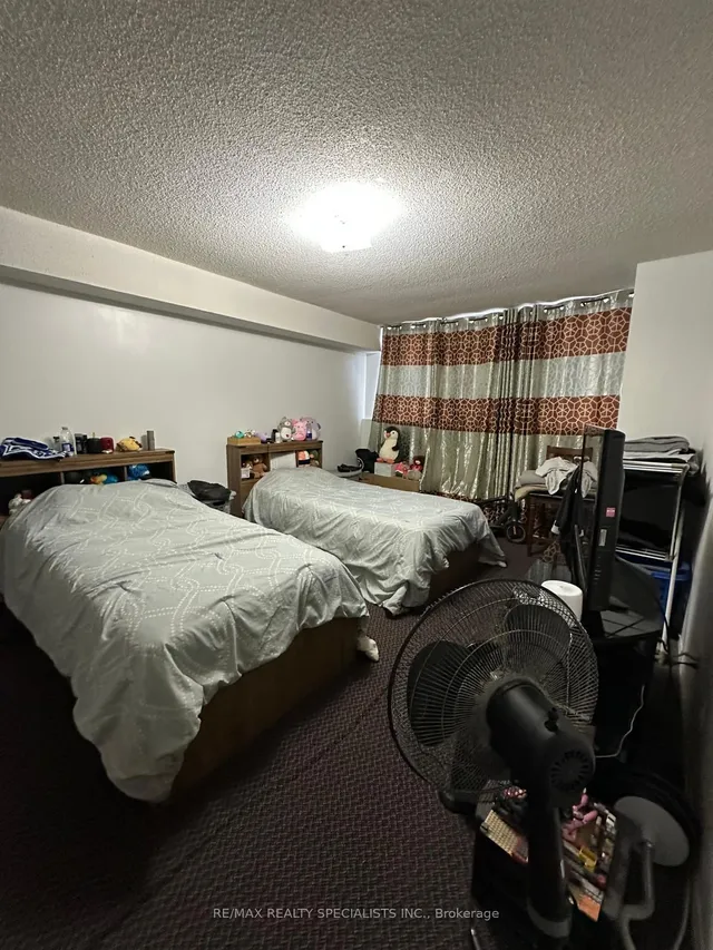 Additional property image - 3695 Kaneff Cres Unit 1602