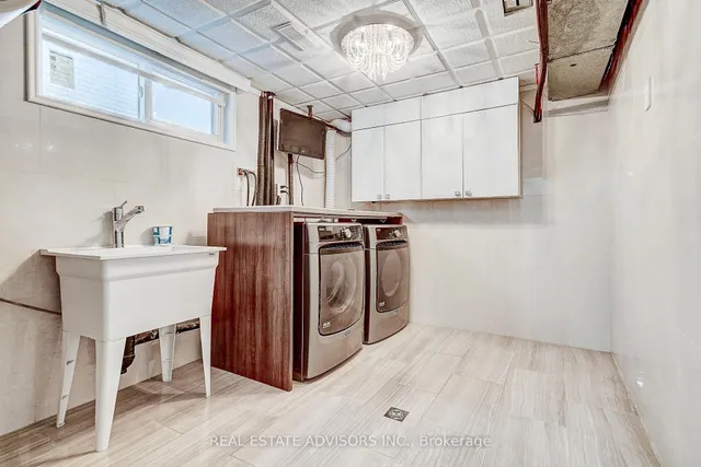 Additional property image - 1228 Jane St